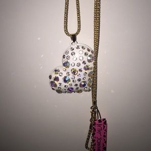 Betsey Johnson ❤️ necklace